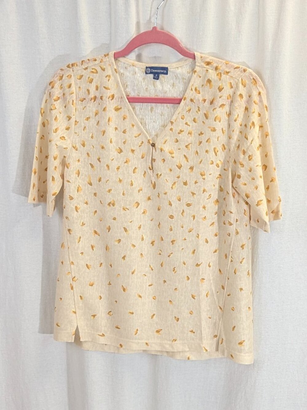 Democracy Size Small Cream Colored Top Short Sleeved